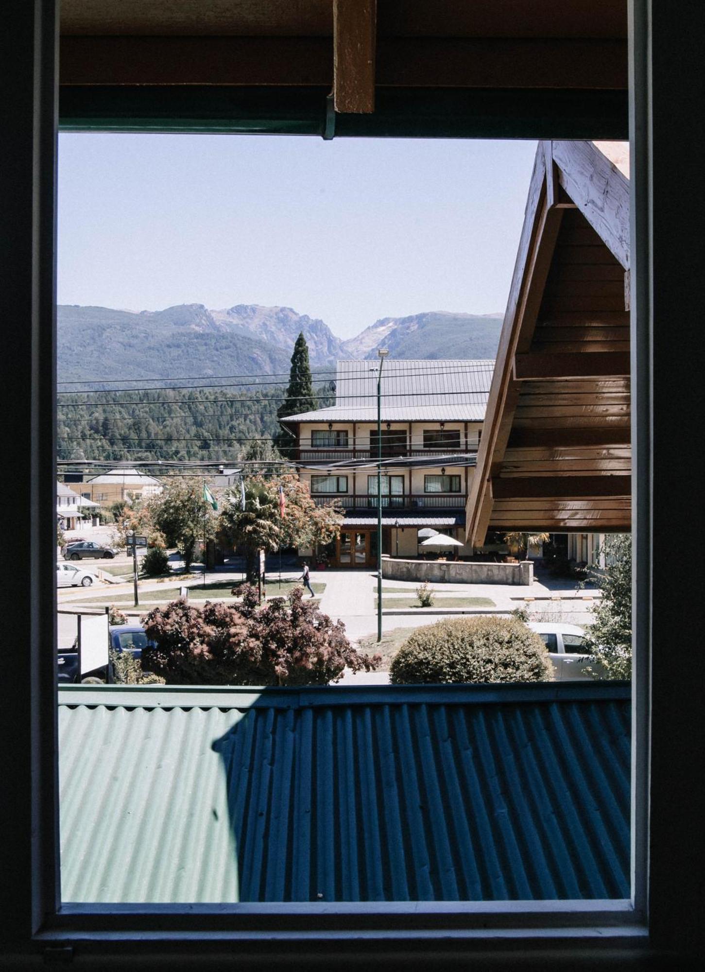 Hotel Aires Patagonicos El Bolsón エクステリア 写真